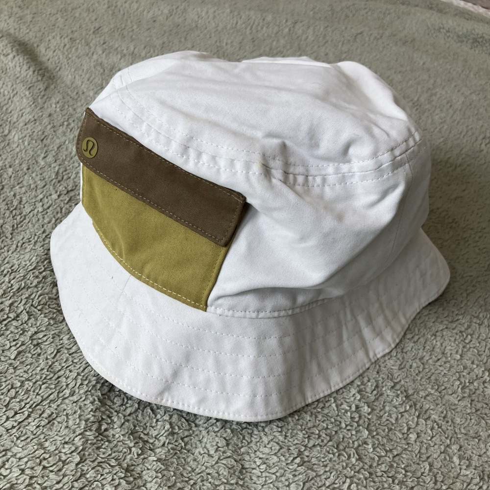 Lululemon On My‎ Level Bucket Hat Cap M/L White Repellent Pocket